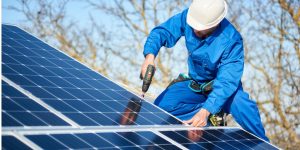 Installation Maintenance Panneaux Solaires Photovoltaïques à Les Echelles